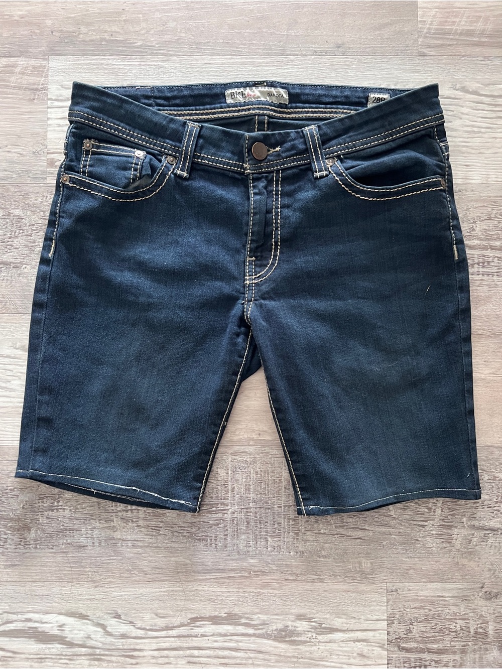 BKE Dakota Denim Shorts 28x31.5 Blue Bermuda Stretch Contrast Stitch Western